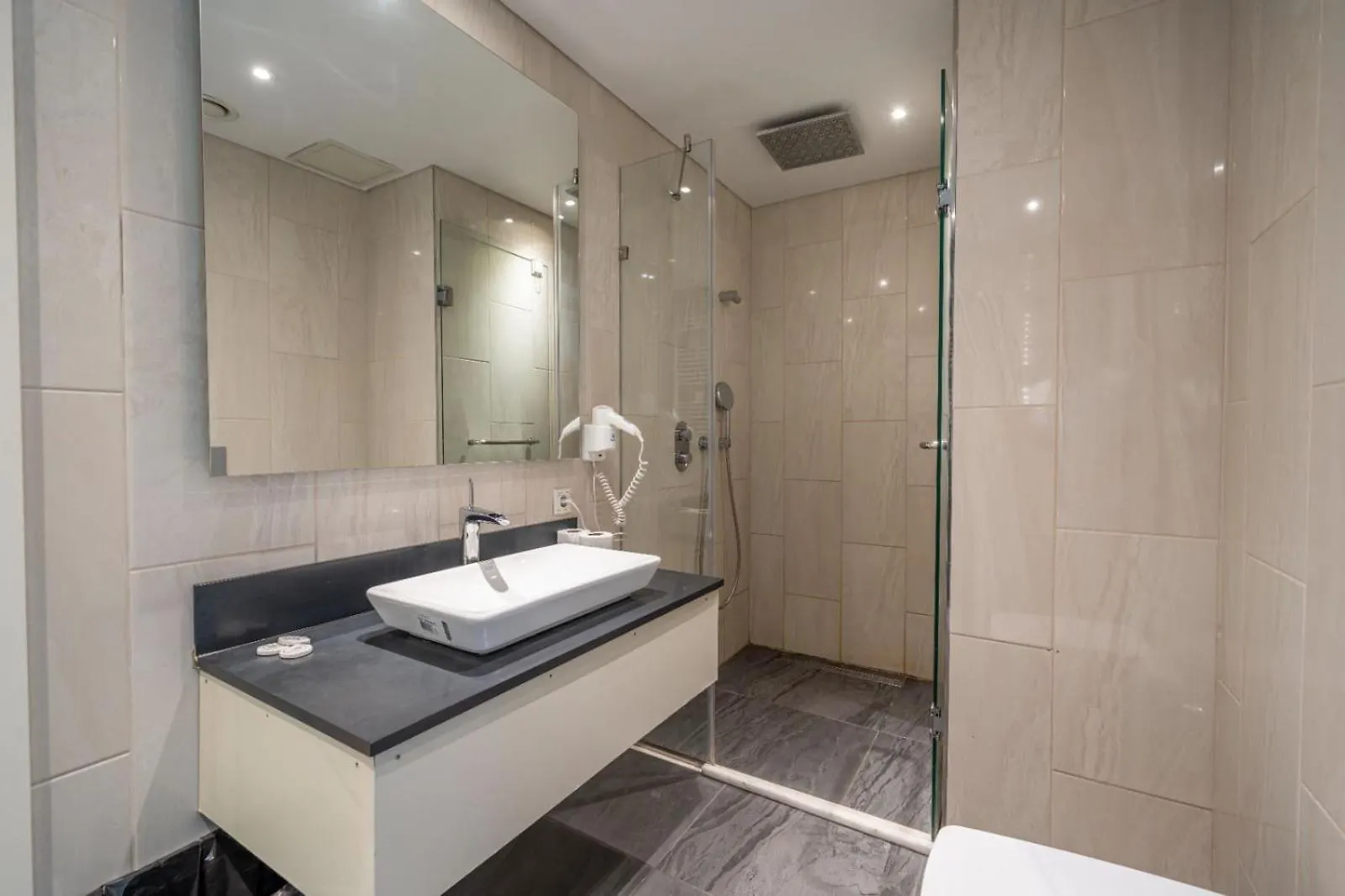 Appartamento Three Bedroom Flat With Garage Pool Petek Residence 122 Provincia di Provincia di Istanbul