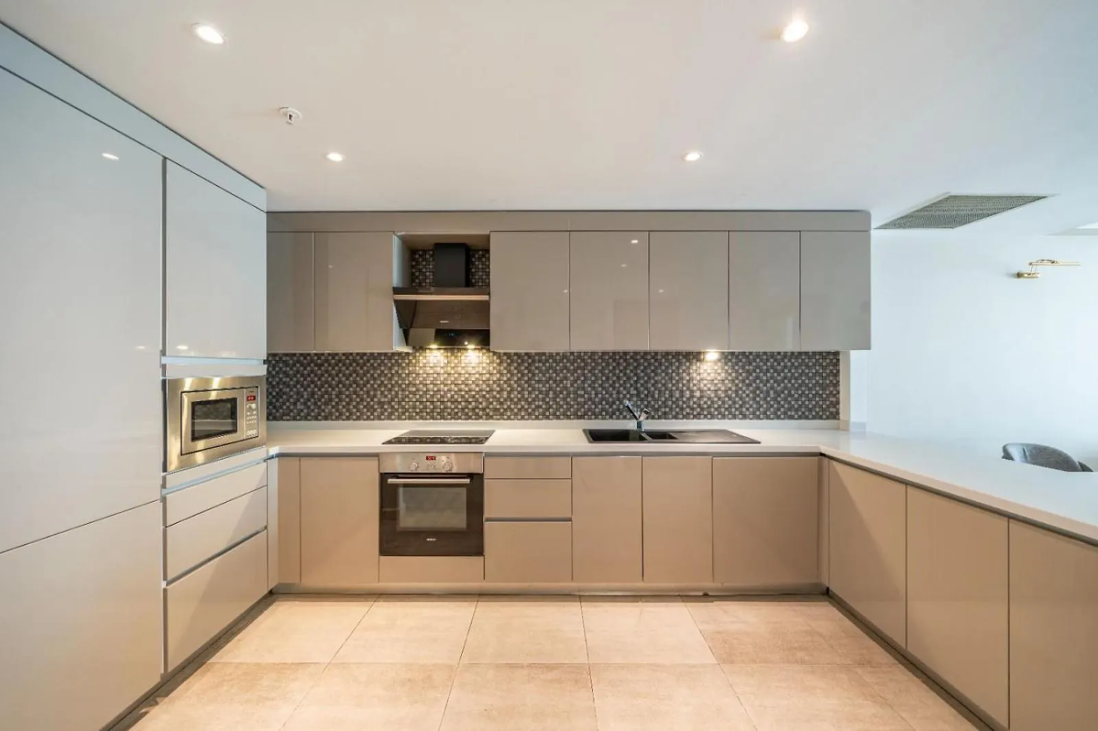 Three Bedroom Flat With Garage Pool Petek Residence 122 Provincia di Provincia di Istanbul
